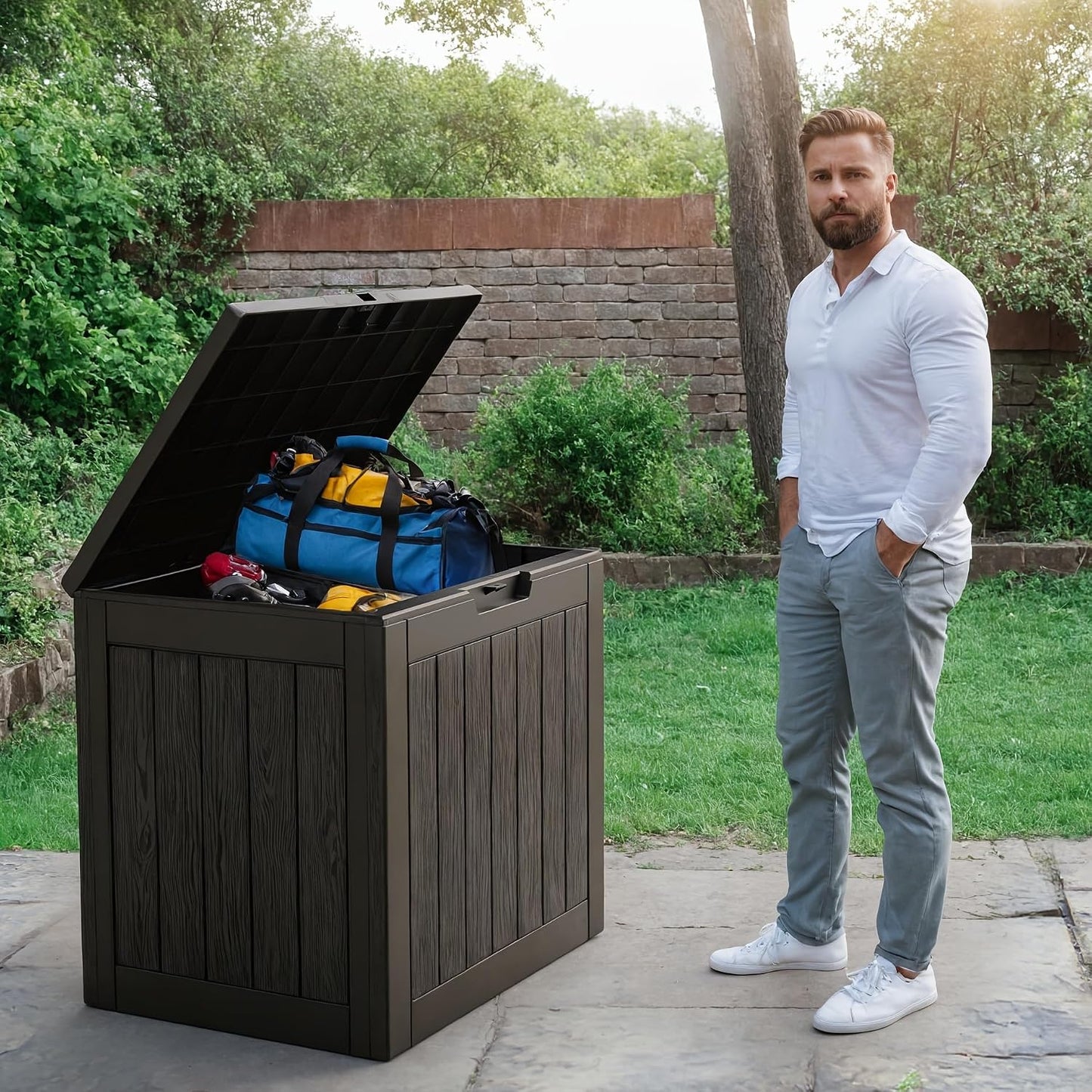 GENERIC Coffre De Rangement Extérieur De 35 Gallons, En Résine De Haute Qualité Avec Grain De Bois Réaliste, Grande Capacité Et Résistant Aux Intempéries, Facile à Installer White